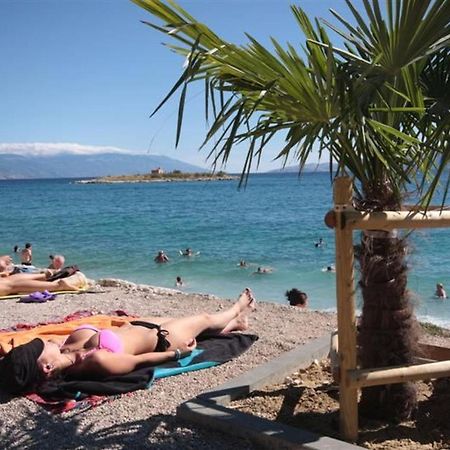 Garfild 1 Guest House Novi Vinodolski Εξωτερικό φωτογραφία