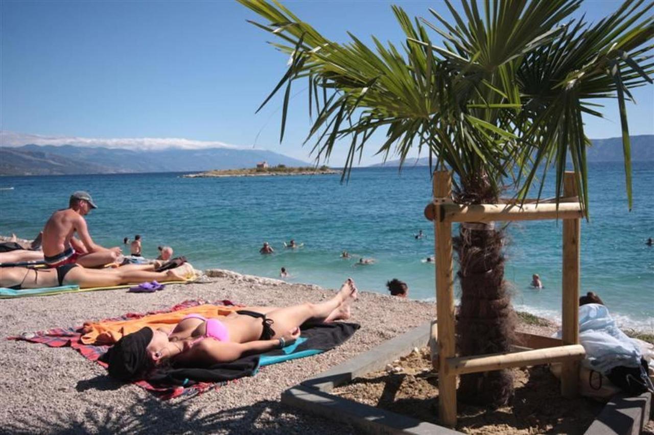 Garfild 1 Guest House Novi Vinodolski Εξωτερικό φωτογραφία